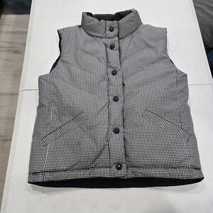 GAP Black & White Gingham Quilted Puffer Vest